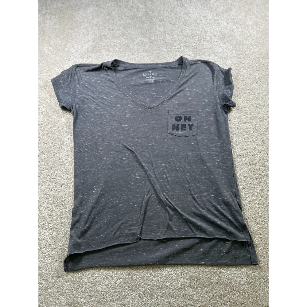 Soft & Sexy Womens Size M Heather Gray T Shirt Short Sleeve Oh Hey On‎ Pocket